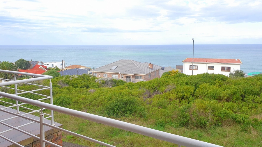 5 Bedroom Property for Sale in Dana Bay Western Cape